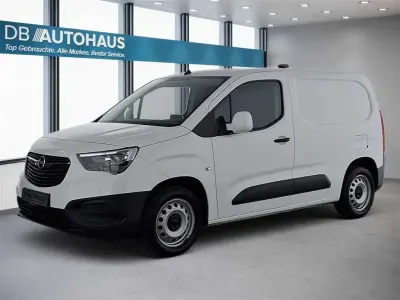 Occasion Opel Combo Edition 102 ch (75 kW) 2022 Blanc Monospace