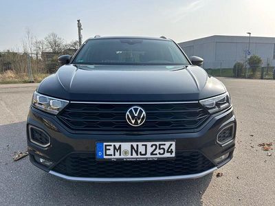 Gebraucht VW T-Roc Life 150 PS (110 kW) 2022 Schwarz SUV