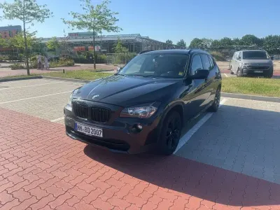 Gebraucht BMW X1 143 PS (105 kW) 2011 Schwarz SUV