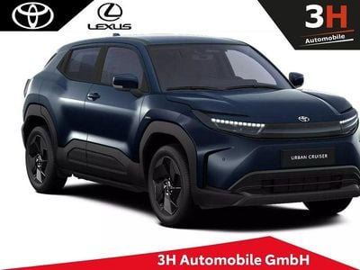 Neu Toyota Urban Cruiser Active 105 kW (144 PS) 2026 Blau SUV