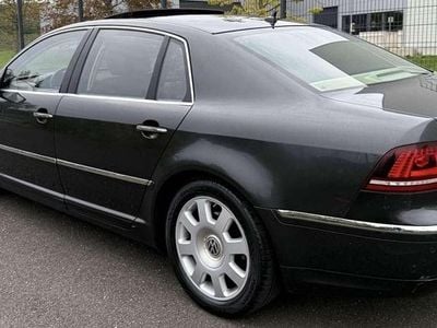 VW Phaeton