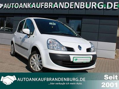 Begagnad Renault Modus 75 HK (55 kW) 2011 Vit Minibuss