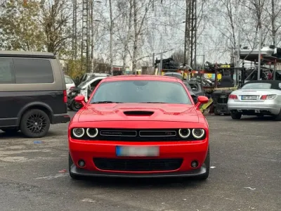 Używany Dodge Challenger 377 KM (277 kW) 2021 Czerwony Coupe