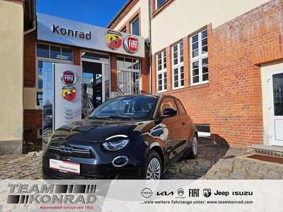 Gebraucht Fiat 500e Action 69 kW (95 PS) 2021 Schwarz Kleinwagen