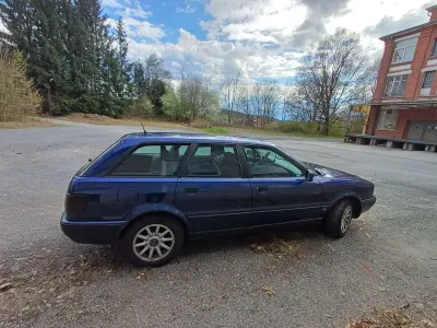 Gebraucht Audi 80 90 PS (66 kW) 1993 Blau Kombi