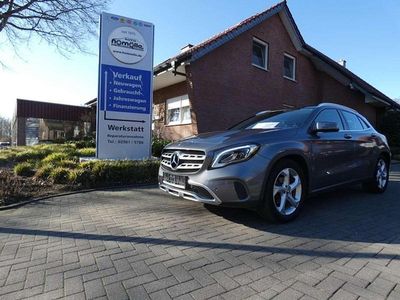 Gebraucht Mercedes GLA200 Urban 156 PS (114 kW) 2019 Mountaingrau SUV