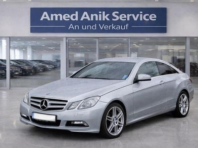 Gebraucht Mercedes E250 204 PS (150 kW) 2010 Silber Coupé