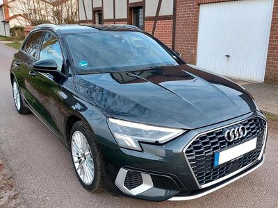 Gebraucht Audi A3 150 PS (110 kW) 2021 Grau Limousine