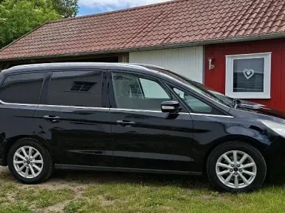 Gebraucht Ford Galaxy Titanium 150 PS (110 kW) 2016 Schwarz Van / Kleinbus