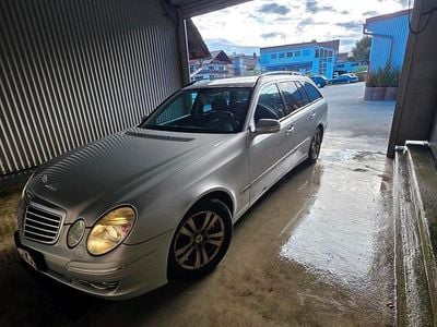 Mercedes E280
