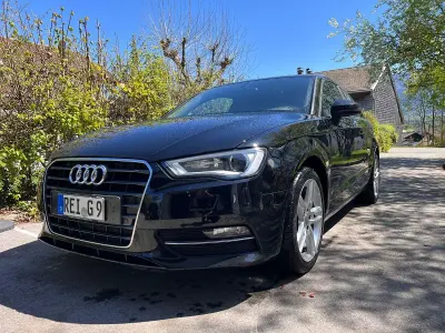 Używany Audi A3 S-Line 150 KM (110 kW) 2013 Czarny Sedan/Limuzyna
