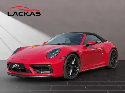 Begagnad Porsche 911 Carrera 4 Cabriolet 480 HK (353 kW) 2024 Röd Cab