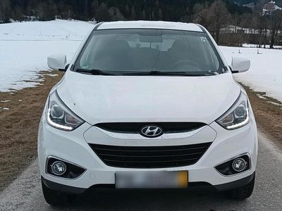 Gebraucht Hyundai ix35 135 PS (99 kW) 2015 Weiß SUV