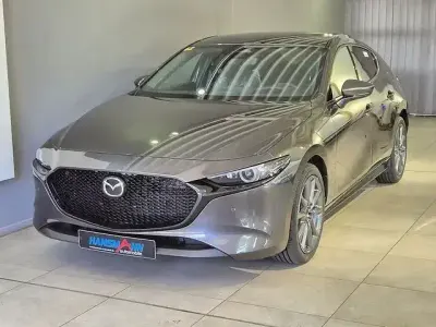 Neu Mazda 3 Center-Line 140 PS (102 kW) 2026 Grau Limousine