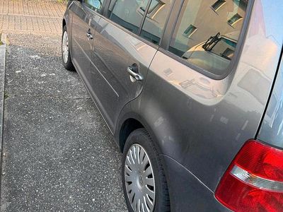 Gebraucht VW Touran 140 PS (102 kW) 2006 Van / Kleinbus