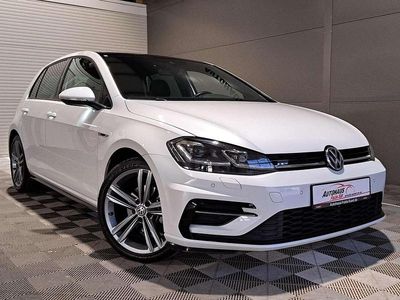 Gebraucht VW Golf VII Highline 150 PS (110 kW) 2019 Weiß Limousine