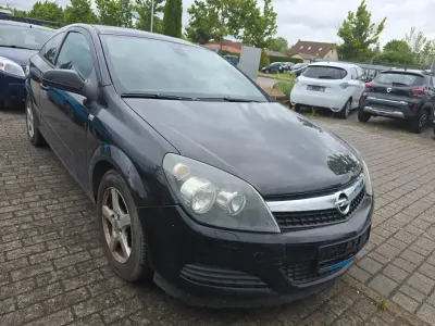 Gebraucht Opel Astra GTC Edition 90 PS (66 kW) 2007 Schwarz