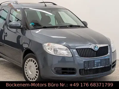 Gebraucht Skoda Roomster Style 105 PS (77 kW) 2009 Grau Van / Kleinbus
