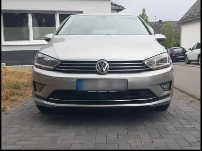 Gebraucht VW Golf Sportsvan LOUNGE 110 PS (80 kW) 2015 Silber Van / Kleinbus