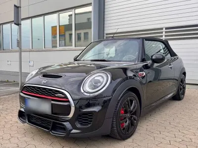 Gebraucht Mini John Cooper Works 231 PS (169 kW) 2019 Schwarz Kleinwagen