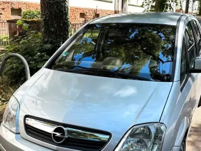 Gebraucht Opel Meriva Edition 105 PS (77 kW) 2008 Silber Van / Kleinbus