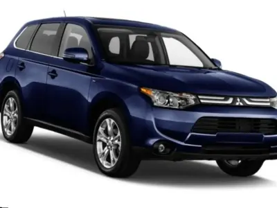 Gebraucht Mitsubishi Outlander Intense 150 PS (110 kW) 2014 Tansanitblau (metallic) SUV