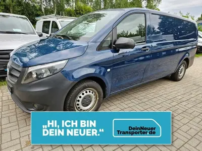 Używany Mercedes Vito 163 KM (119 kW) 2020 Niebieski Van