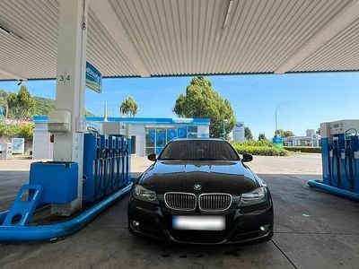 Gebraucht BMW 325 218 PS (160 kW) 2011 Schwarz Kombi