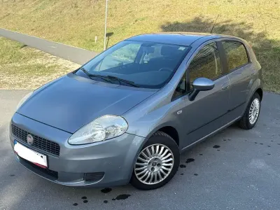 Gebraucht Fiat Grande Punto Active 68 PS (50 kW) 2009 Silber Kleinwagen
