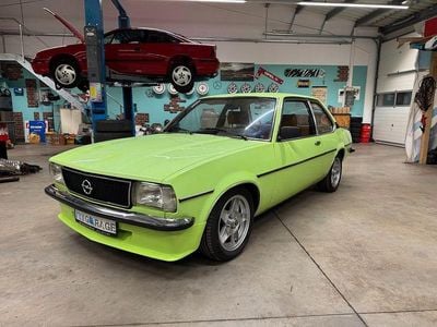 Grün Gebraucht 1978 Opel Ascona Limousine | 12.900 €