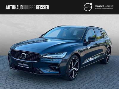 Second-hand Volvo V60 Plus 197 CP (144 kW) 2025 Albastru Break