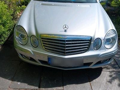 Mercedes E280
