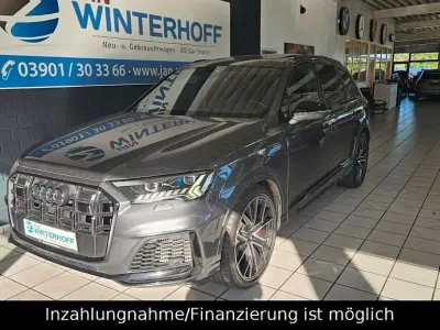 Gebraucht Audi SQ7 Competition 507 PS (372 kW) 2022 Grau SUV
