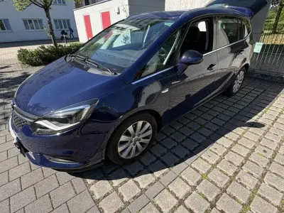 Gebraucht Opel Zafira Innovation 120 PS (88 kW) 2017 Blau Van / Kleinbus