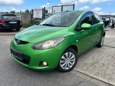 Gebraucht Mazda 2 Inclusive 86 PS (63 kW) 2008 Grün Kleinwagen