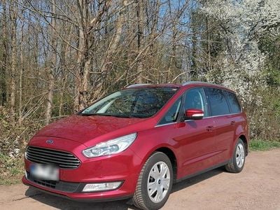 Gebraucht Ford Galaxy Titanium 190 PS (139 kW) 2018 Rot Van / Kleinbus