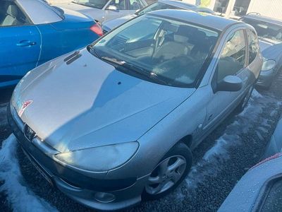 Gebraucht Peugeot 206 75 PS (55 kW) 2007 Grau Kleinwagen