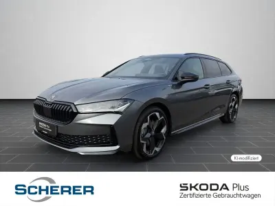 Gebraucht Skoda Superb SportLine 193 PS (141 kW) 2025 Graphitegrau metallic (metallic) Kombi