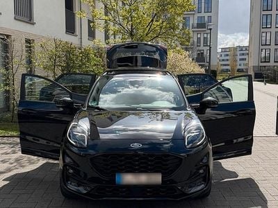 Second-hand Ford Puma ST-Line 155 CP (114 kW) 2023 Negru SUV