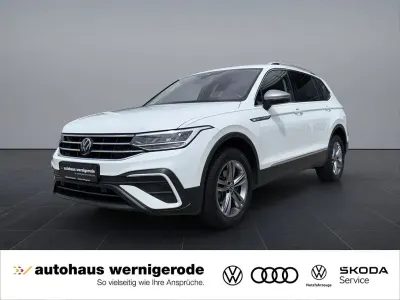 Gebraucht VW Tiguan Allspace Life 150 PS (110 kW) 2023 Weiß SUV