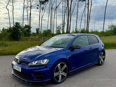 Blau Gebraucht 2014 VW Golf VII R Kleinwagen | 21.400 €