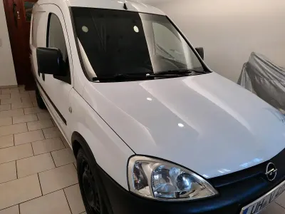 Gebraucht Opel Combo 71 PS (52 kW) 2005 Weiß Van / Kleinbus