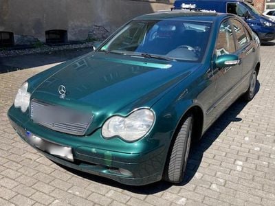 Mercedes C180