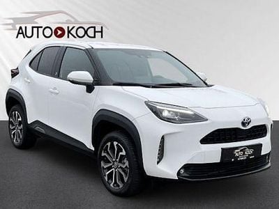 Gebraucht Toyota Yaris Cross Team 116 PS (85 kW) 2023 Weiß SUV