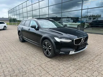 Gebraucht Volvo V90 CC Pro 235 PS (172 kW) 2018 Schwarz Kombi