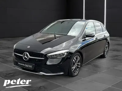 Gebraucht Mercedes B200 Advanced 163 PS (119 kW) 2024 Schwarz Van / Kleinbus