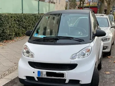 Gebraucht Smart ForTwo Coupé 61 PS (44 kW) 2008 Weiß Coupé