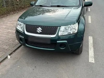 Second-hand Suzuki Grand Vitara 129 CP (94 kW) 2006 Verde SUV