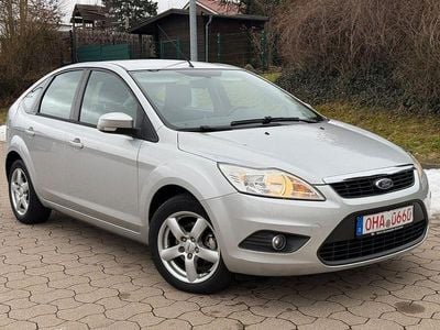 Gebraucht Ford Focus Style 101 PS (74 kW) 2011 Silber Limousine