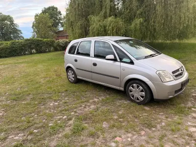 Gebraucht Opel Meriva 2003 Silber Van / Kleinbus